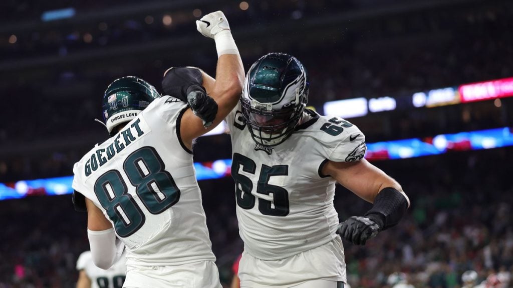 Eagles Solidify Their Super Bowl Expectations With Decisive ‘Thursday Night Football’ Win